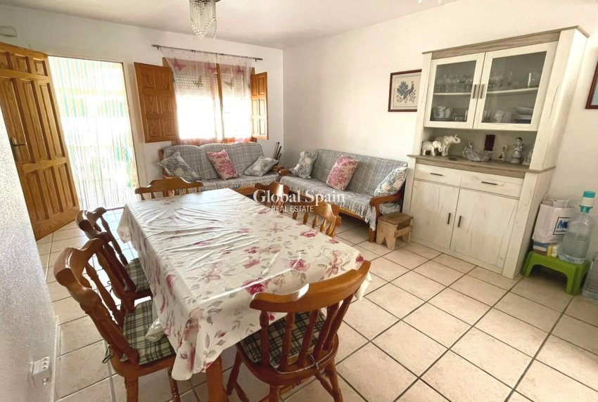 Wiederverkauf - HAUS -
PILAR DE LA HORADADA - Costa Blanca