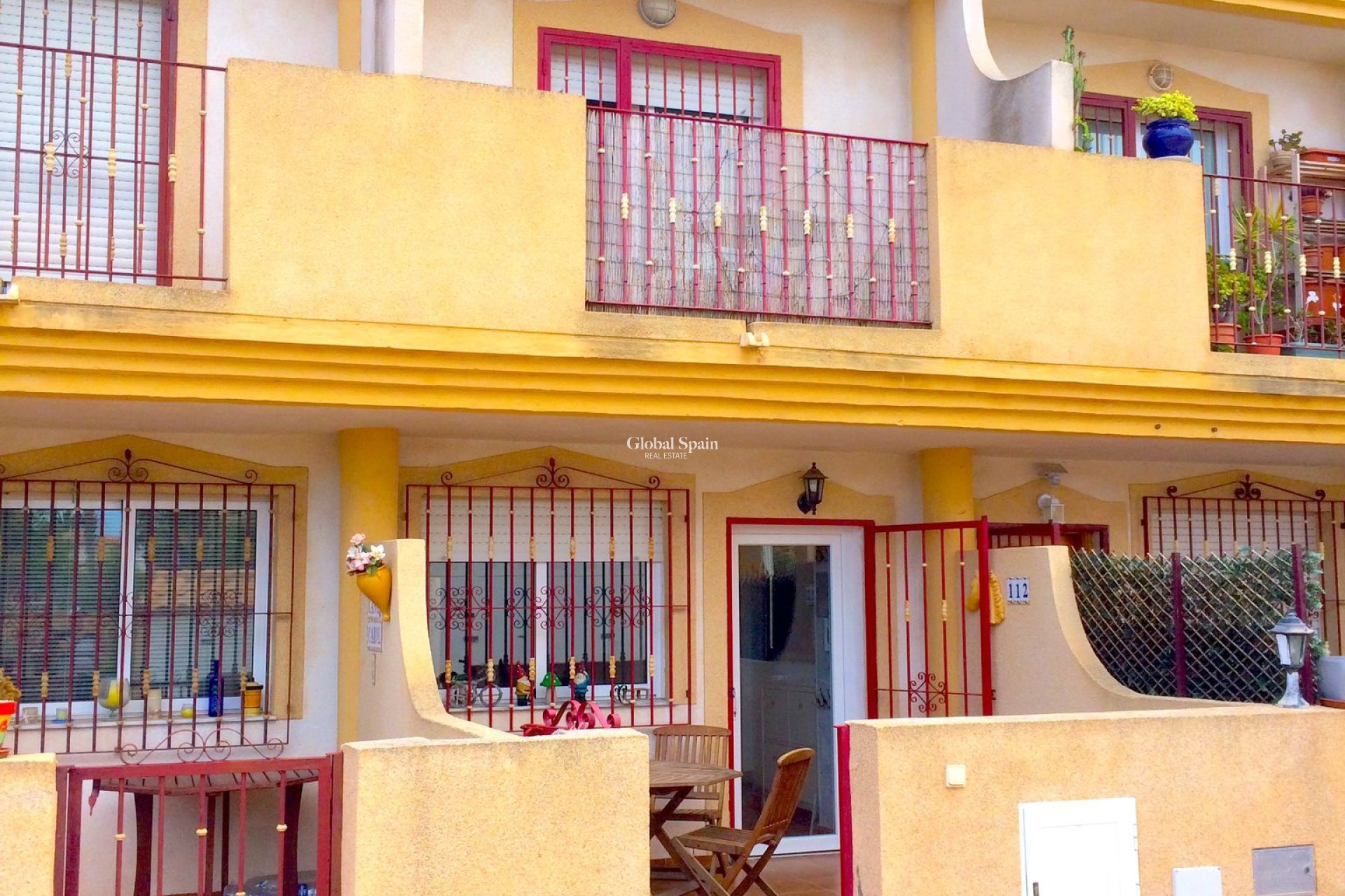 Wiederverkauf - HAUS -
PLAYA FLAMENCA - Costa Blanca