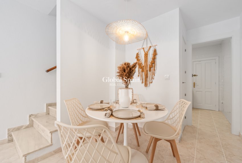 Wiederverkauf - HAUS -
PLAYA FLAMENCA - Costa Blanca