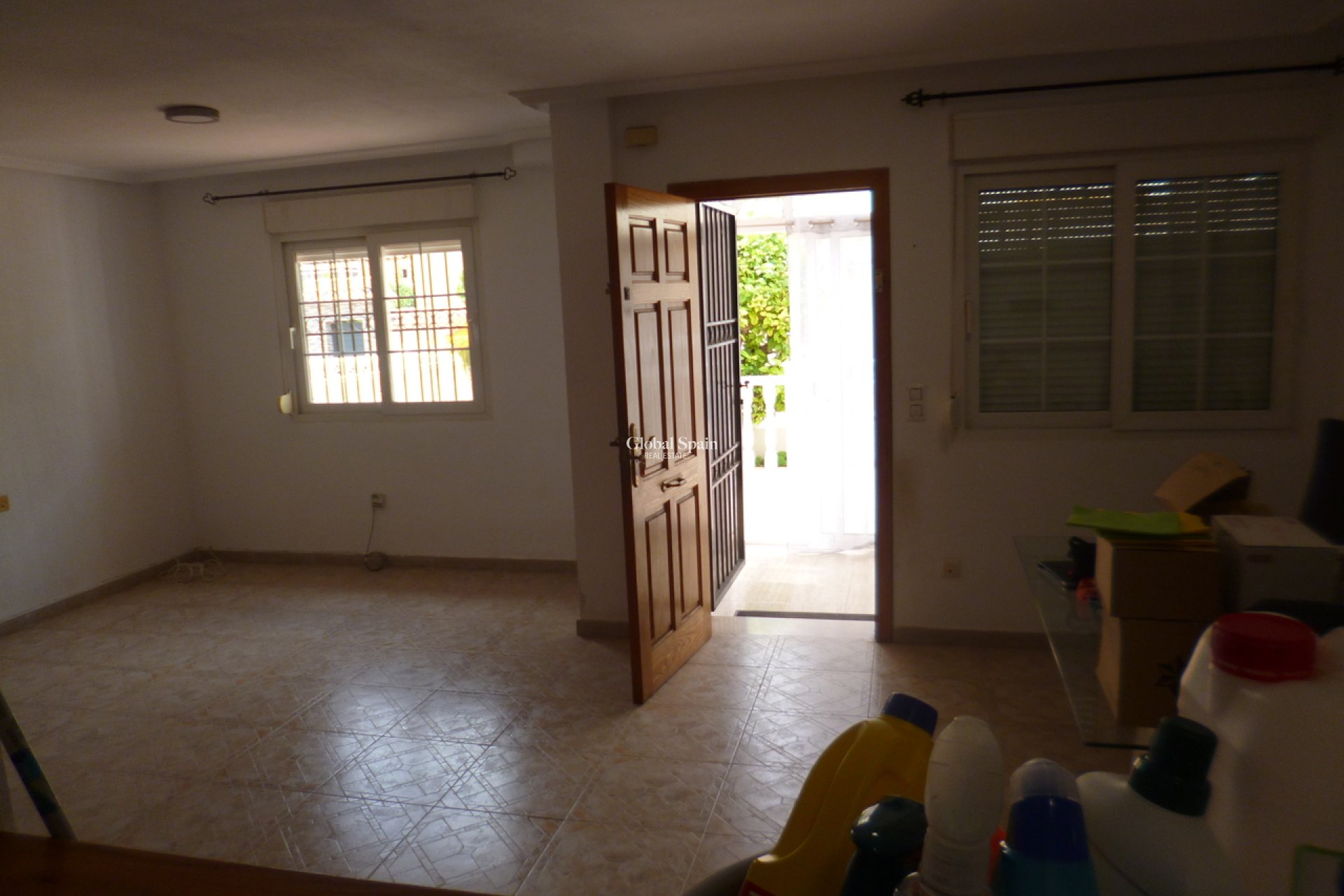 Wiederverkauf - HAUS -
PLAYA FLAMENCA - Costa Blanca
