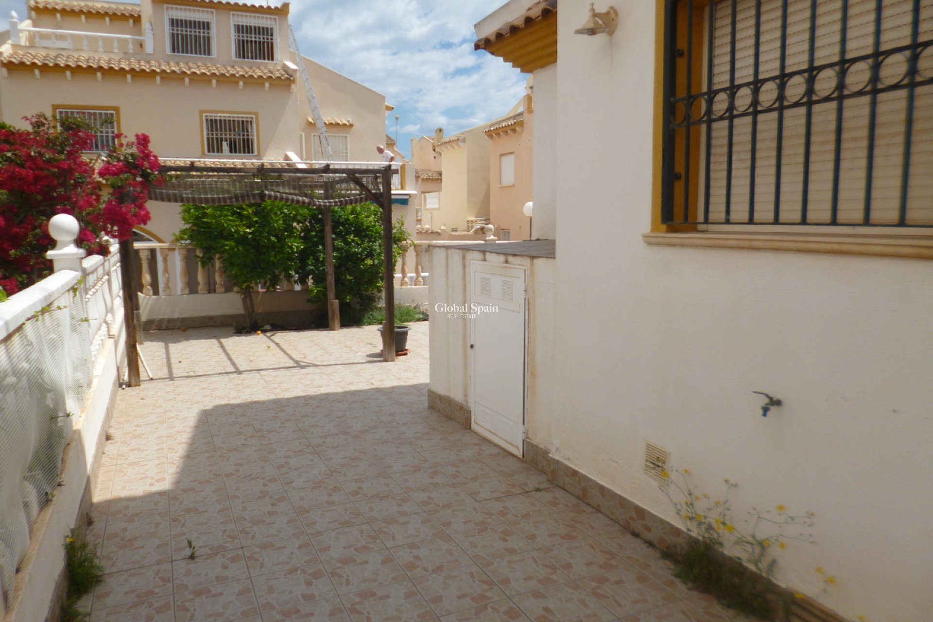 Wiederverkauf - HAUS -
PLAYA FLAMENCA - Costa Blanca