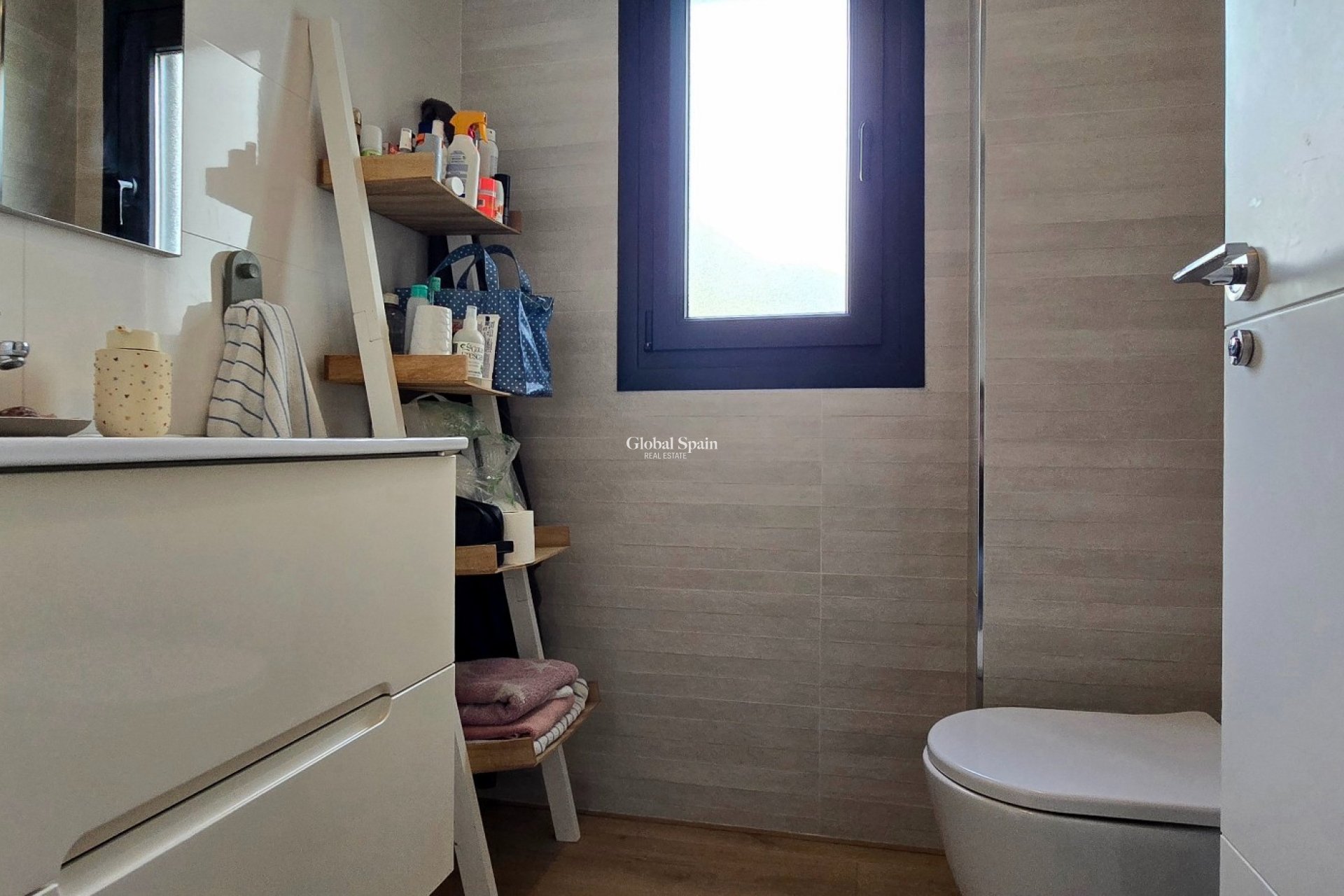 Wiederverkauf - HAUS -
POLOP - Alberca