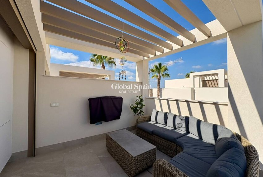 Wiederverkauf - HAUS -
ROJALES - Ciudad Quesada