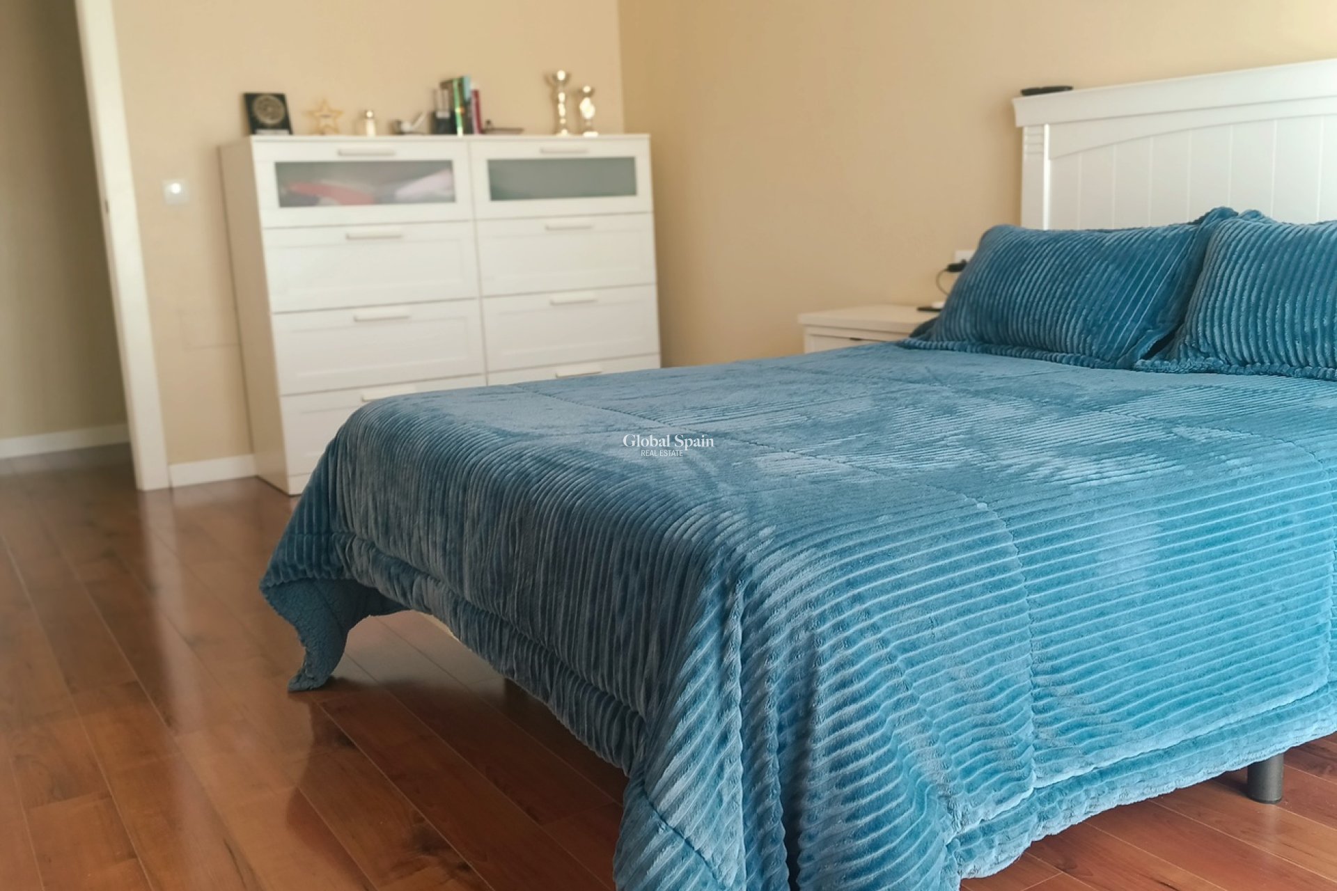 Wiederverkauf - HAUS -
ROLDÁN - Inland