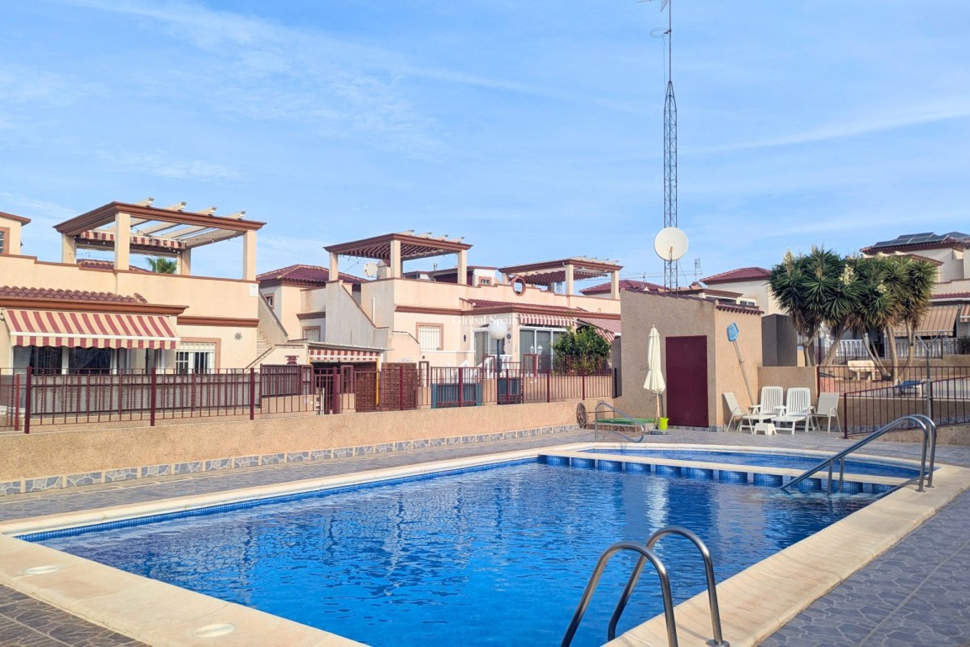 Wiederverkauf - HAUS -
SAN FULGENCIO - Costa Blanca