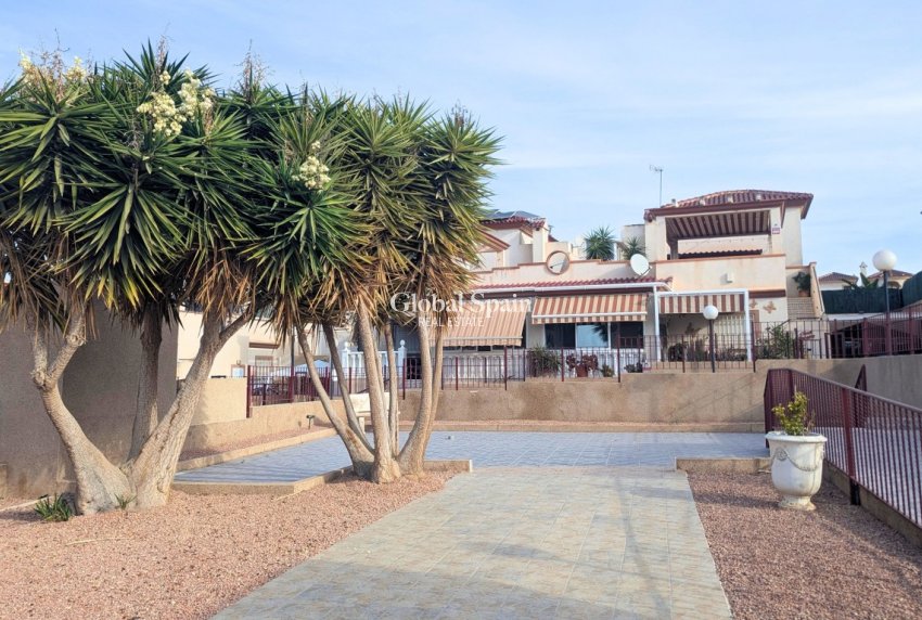 Wiederverkauf - HAUS -
SAN FULGENCIO - Costa Blanca