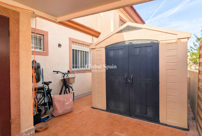 Wiederverkauf - HAUS -
SAN FULGENCIO - Costa Blanca