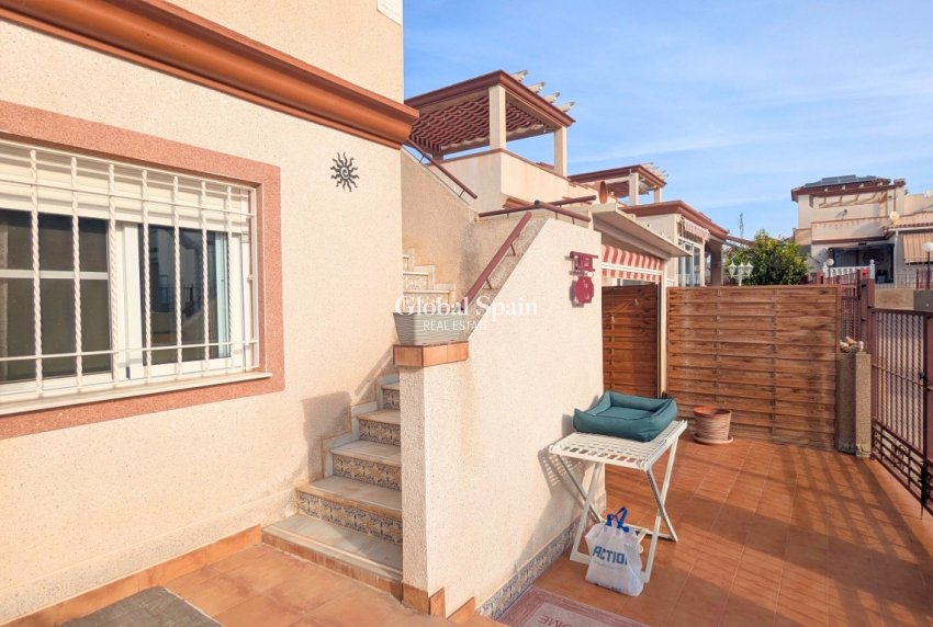 Wiederverkauf - HAUS -
SAN FULGENCIO - Costa Blanca