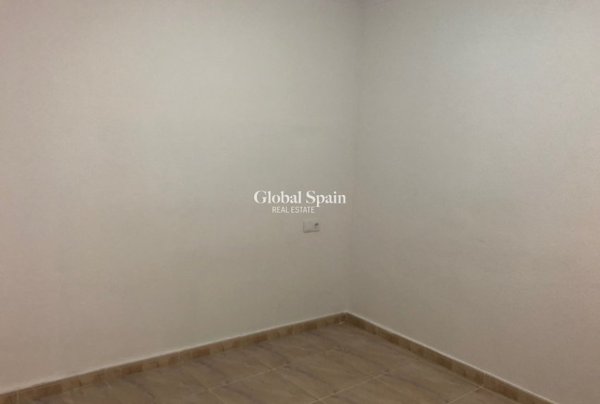 Wiederverkauf - HAUS -
SAN MIGUEL DE SALINAS - Costa Blanca Sur