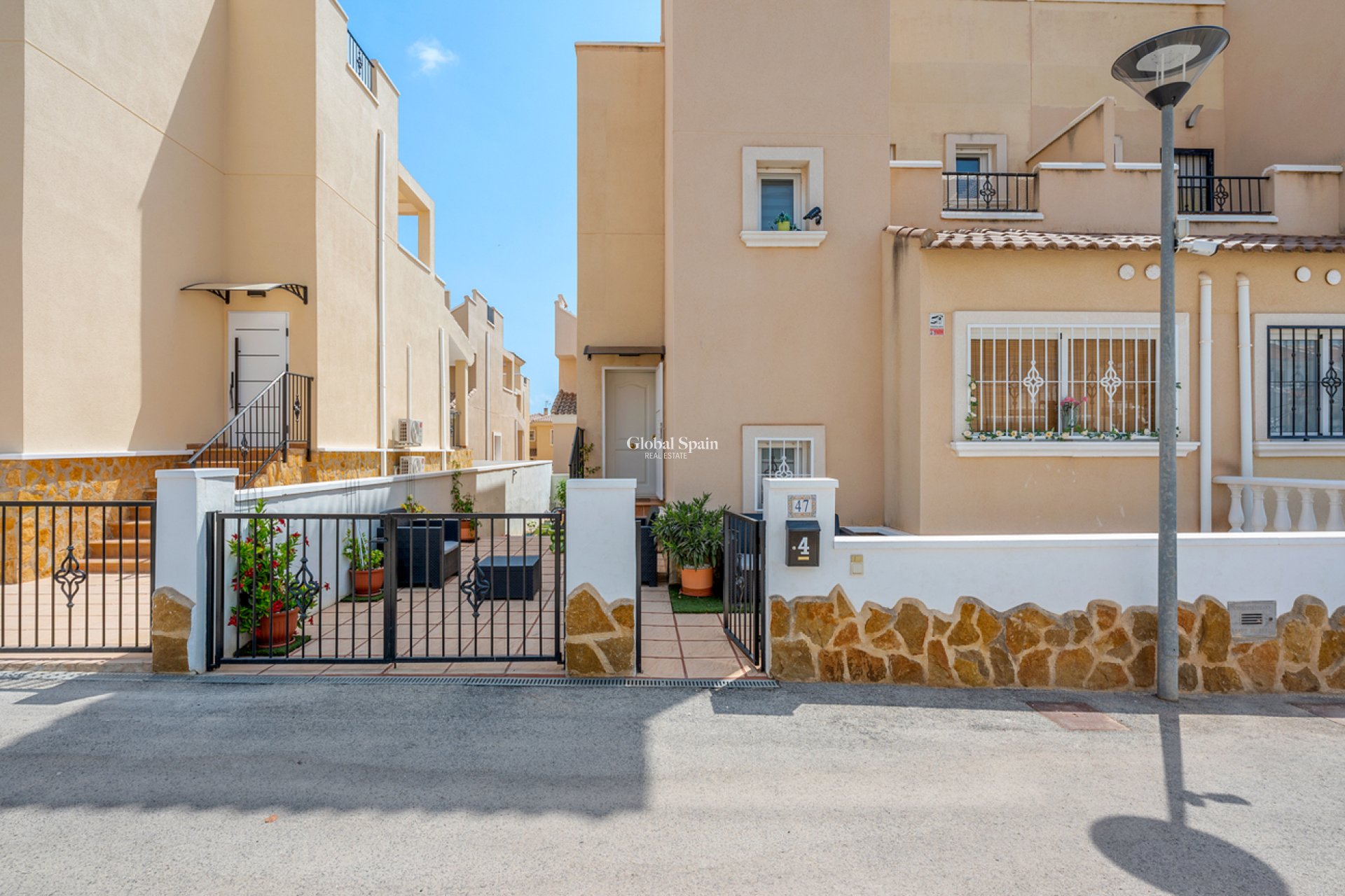 Wiederverkauf - HAUS -
SAN MIGUEL DE SALINAS - Costa Blanca