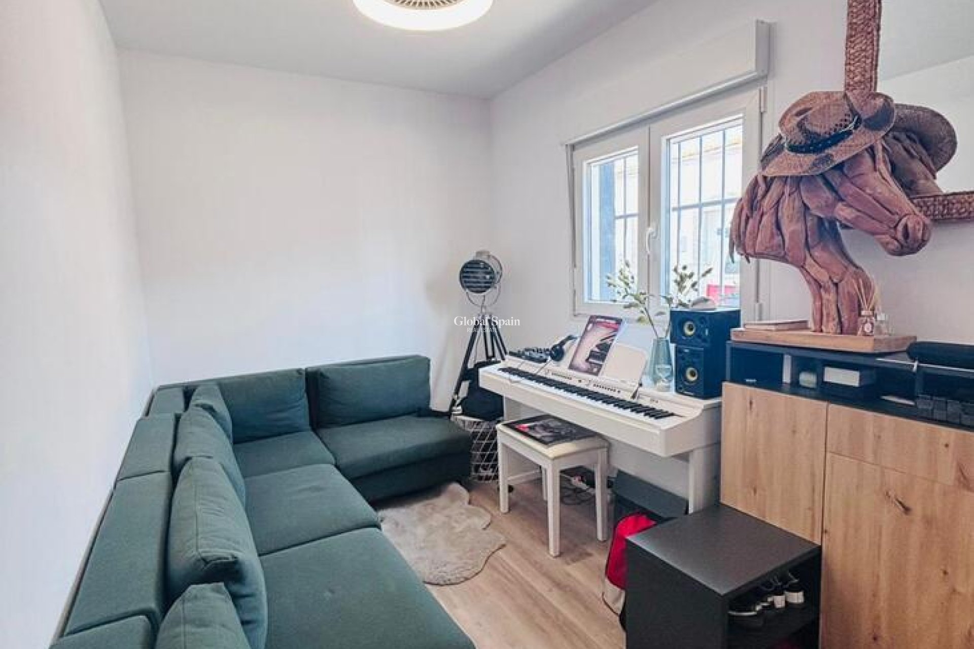 Wiederverkauf - HAUS -
SAN MIGUEL DE SALINAS - Inland