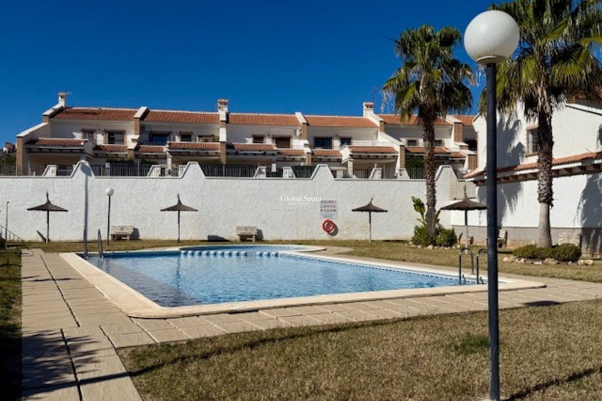 Wiederverkauf - HAUS -
SAN MIGUEL DE SALINAS - Inland
