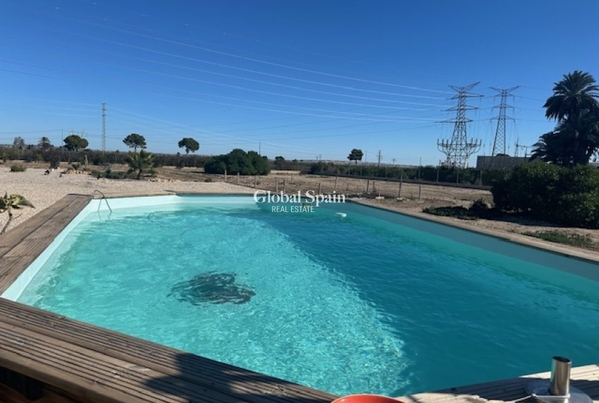 Wiederverkauf - HAUS -
SAN MIGUEL DE SALINAS - San Miguel de Salinas