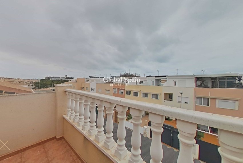 Wiederverkauf - HAUS -
SAN PEDRO DEL PINATAR - CENTRO