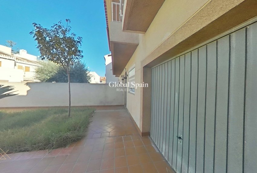 Wiederverkauf - HAUS -
SAN PEDRO DEL PINATAR - Lo pagan