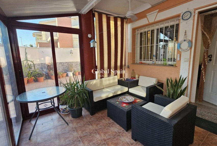 Wiederverkauf - HAUS -
SANTIAGO DE LA RIBERA - Playa De Santiago De La Ribera