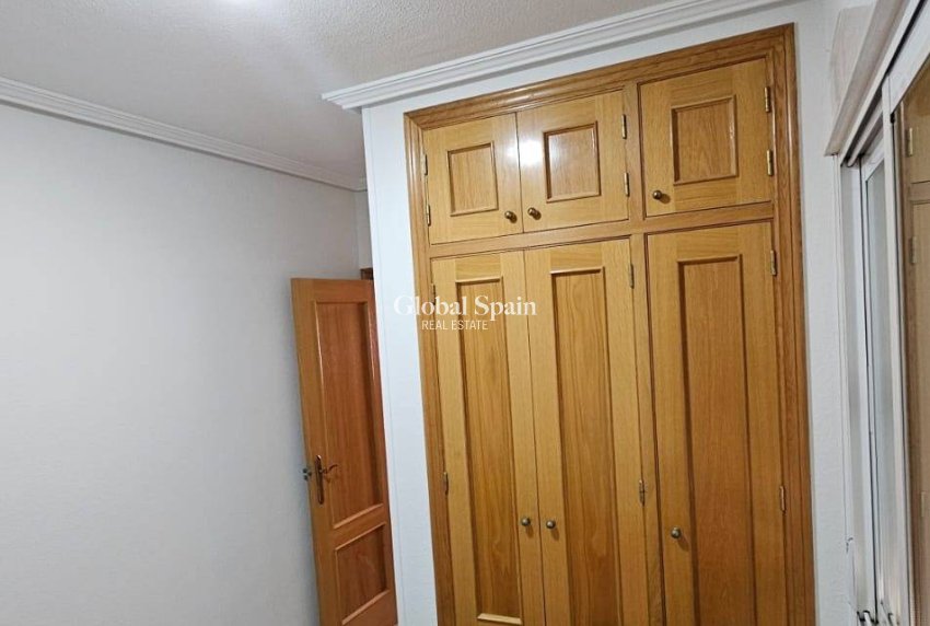 Wiederverkauf - HAUS -
SANTIAGO DE LA RIBERA - Playa De Santiago De La Ribera