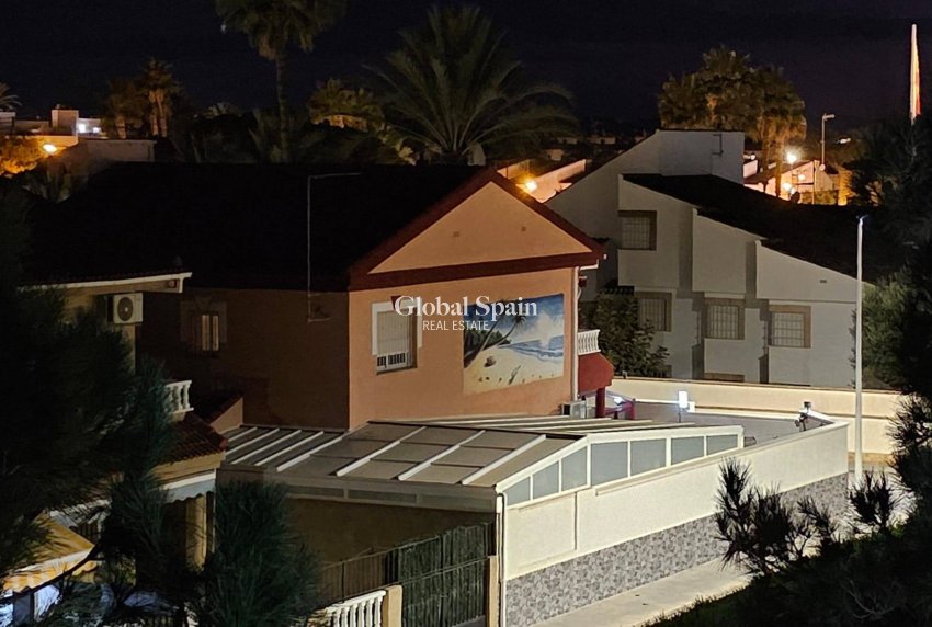 Wiederverkauf - HAUS -
SANTIAGO DE LA RIBERA - Playa De Santiago De La Ribera