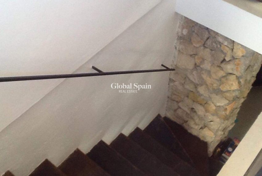 Wiederverkauf - HAUS -
TÀRBENA - Inland