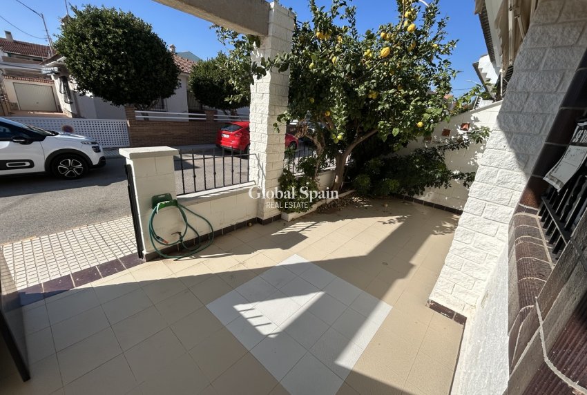 Wiederverkauf - HAUS -
TORRE DE LA HORADADA - Costa Blanca