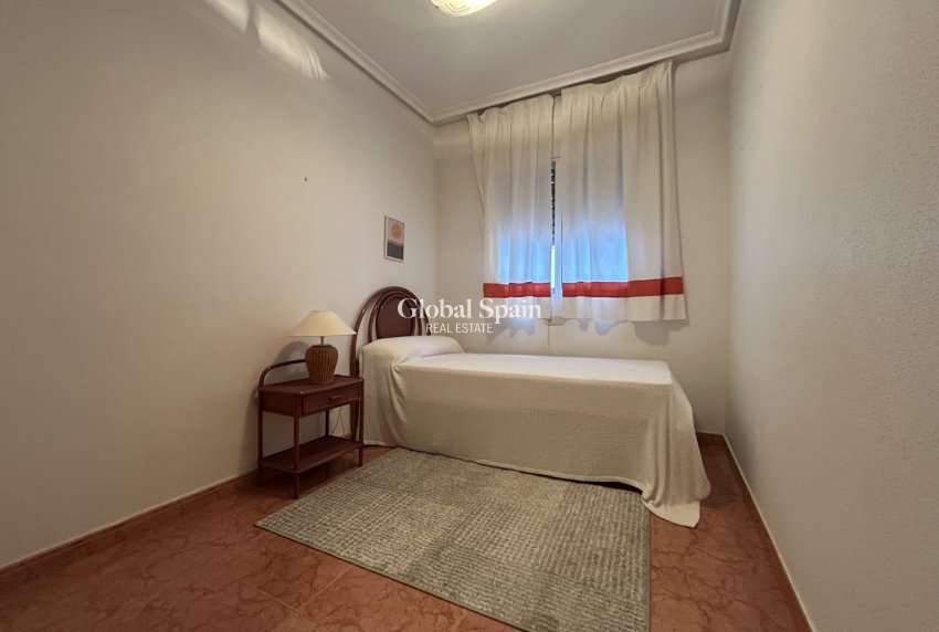Wiederverkauf - HAUS -
TORRE DE LA HORADADA - Costa Blanca