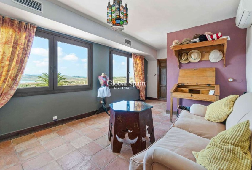 Wiederverkauf - HAUS -
TORREMENDO - Costa Blanca