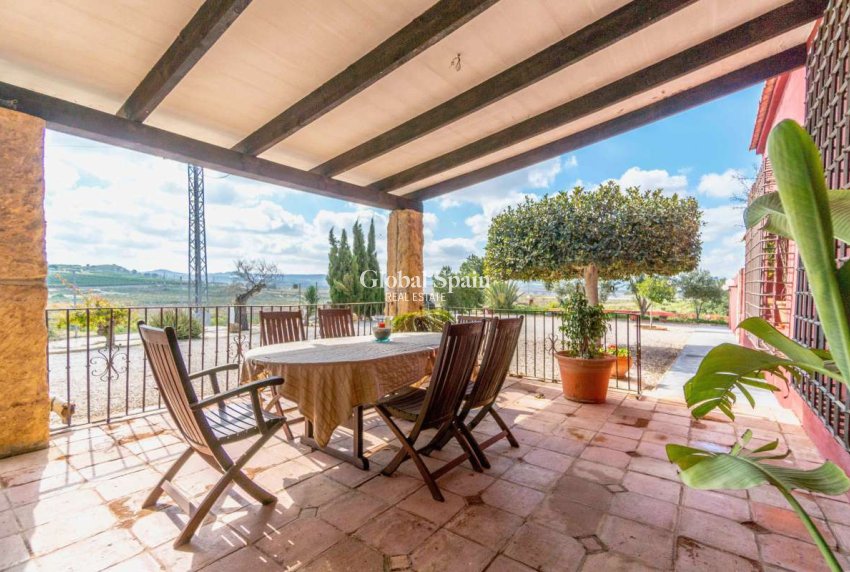 Wiederverkauf - HAUS -
TORREMENDO - Costa Blanca