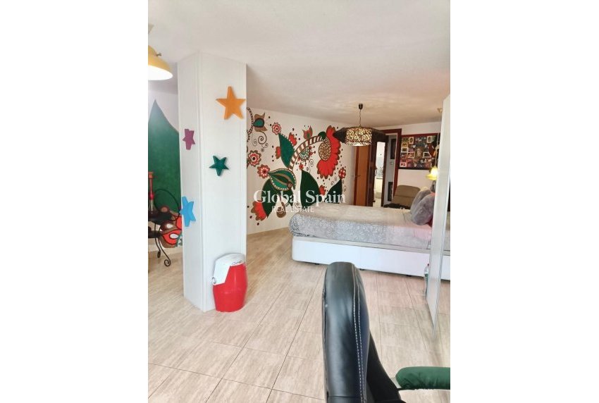 Wiederverkauf - HAUS -
TORREVIEJA - Acequion