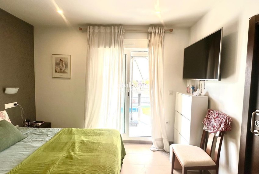 Wiederverkauf - HAUS -
TORREVIEJA - Aguas Nuevas