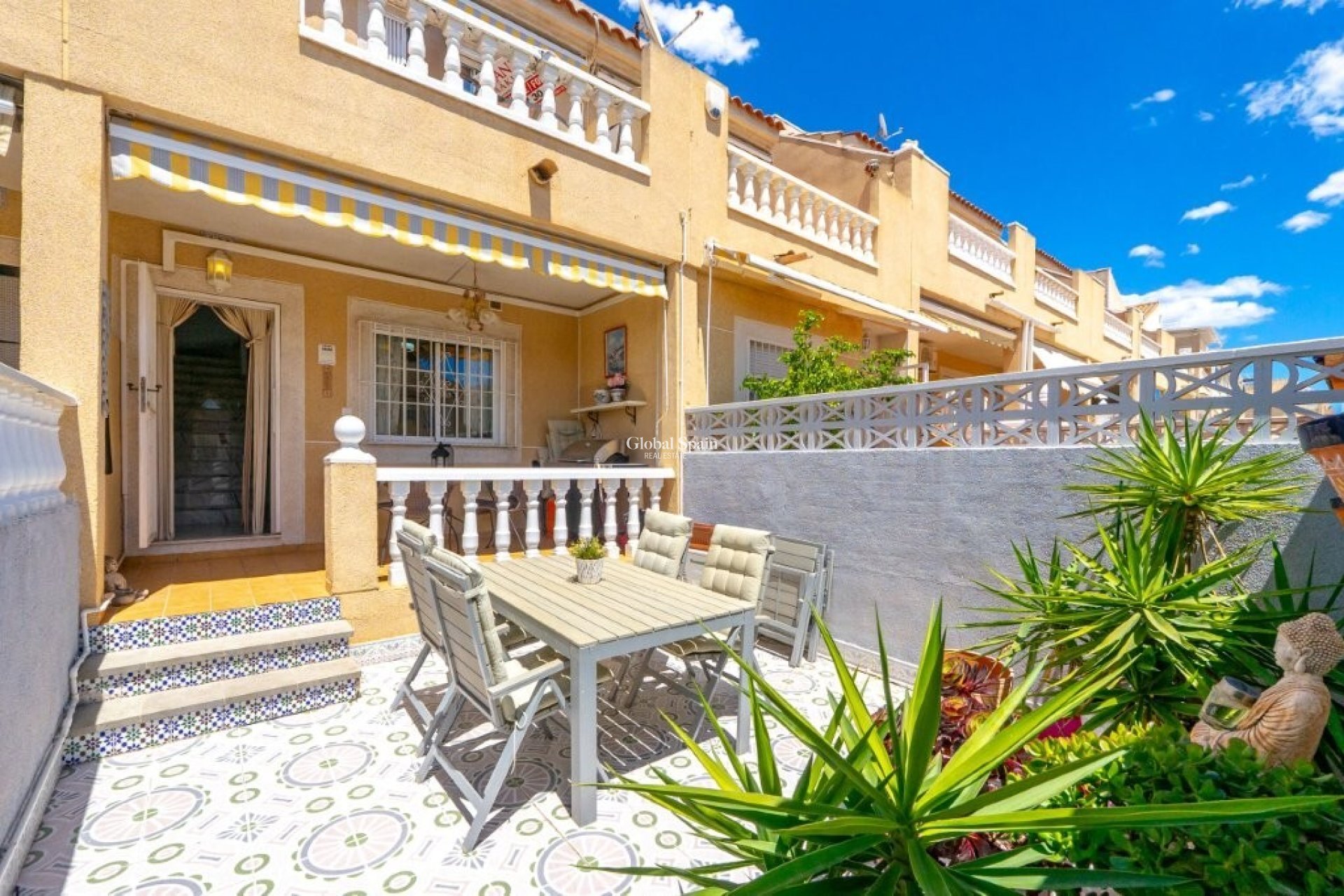 Wiederverkauf - HAUS -
TORREVIEJA - Aguas Nuevas