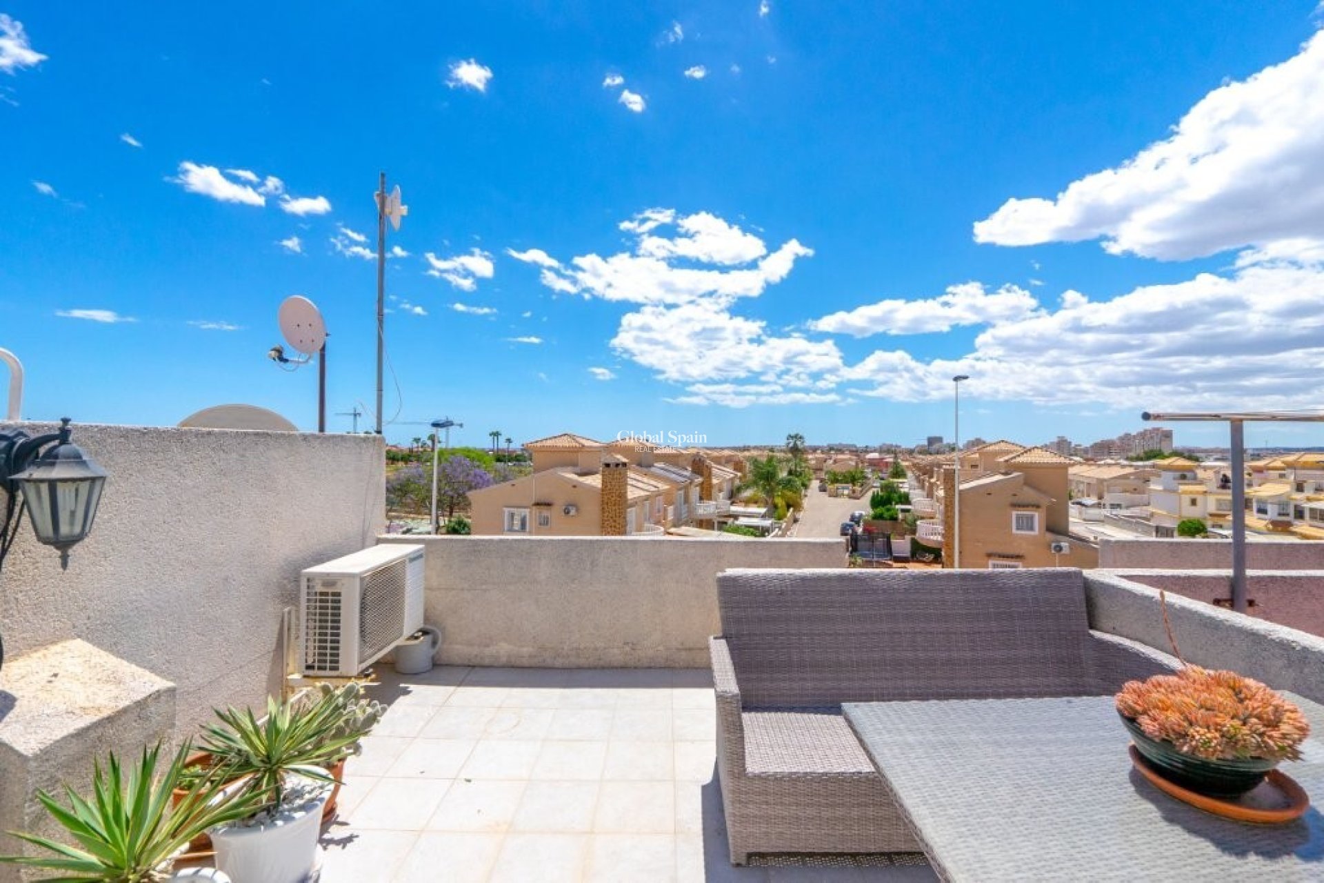 Wiederverkauf - HAUS -
TORREVIEJA - Aguas Nuevas