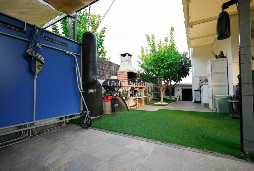 Wiederverkauf - HAUS -
TORREVIEJA - Aguas Nuevas