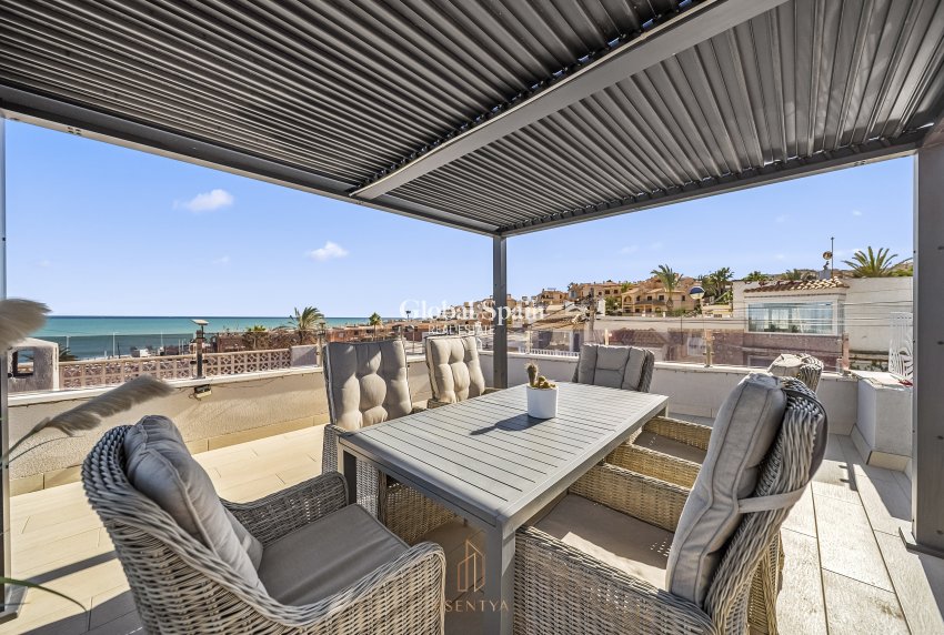 Wiederverkauf - HAUS -
TORREVIEJA - Cabo Cervera