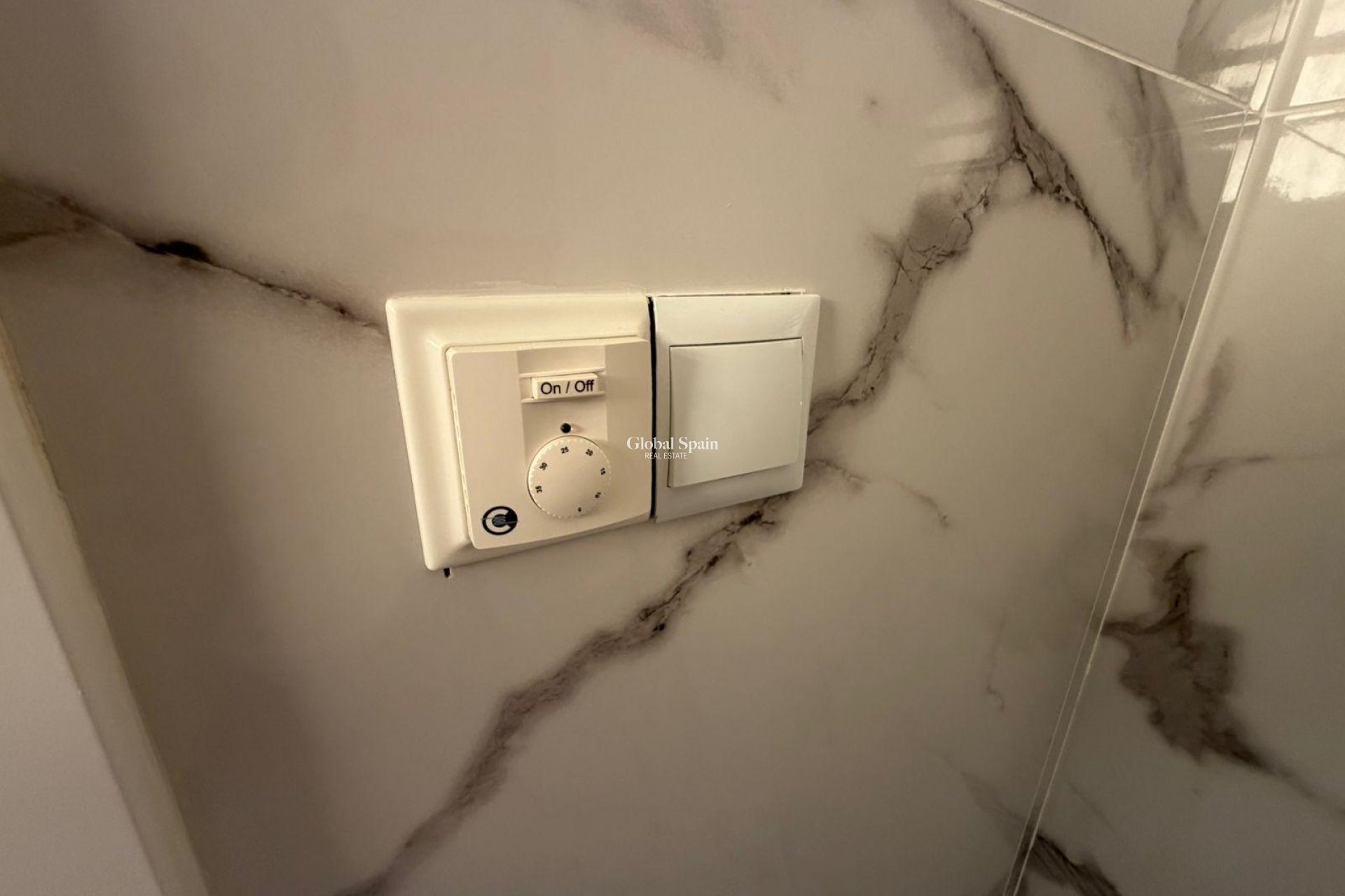 Wiederverkauf - HAUS -
TORREVIEJA - Cabo Cervera