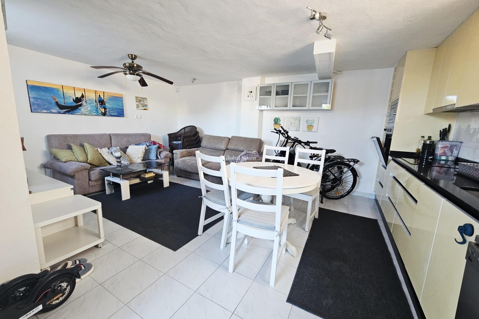 Wiederverkauf - HAUS -
TORREVIEJA - Cabo Cervera