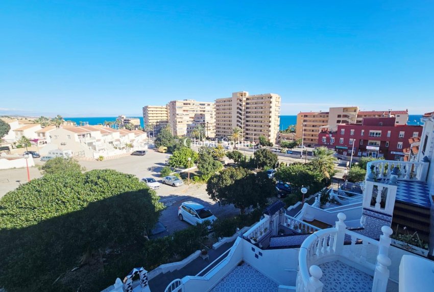 Wiederverkauf - HAUS -
TORREVIEJA - Cabo Cervera