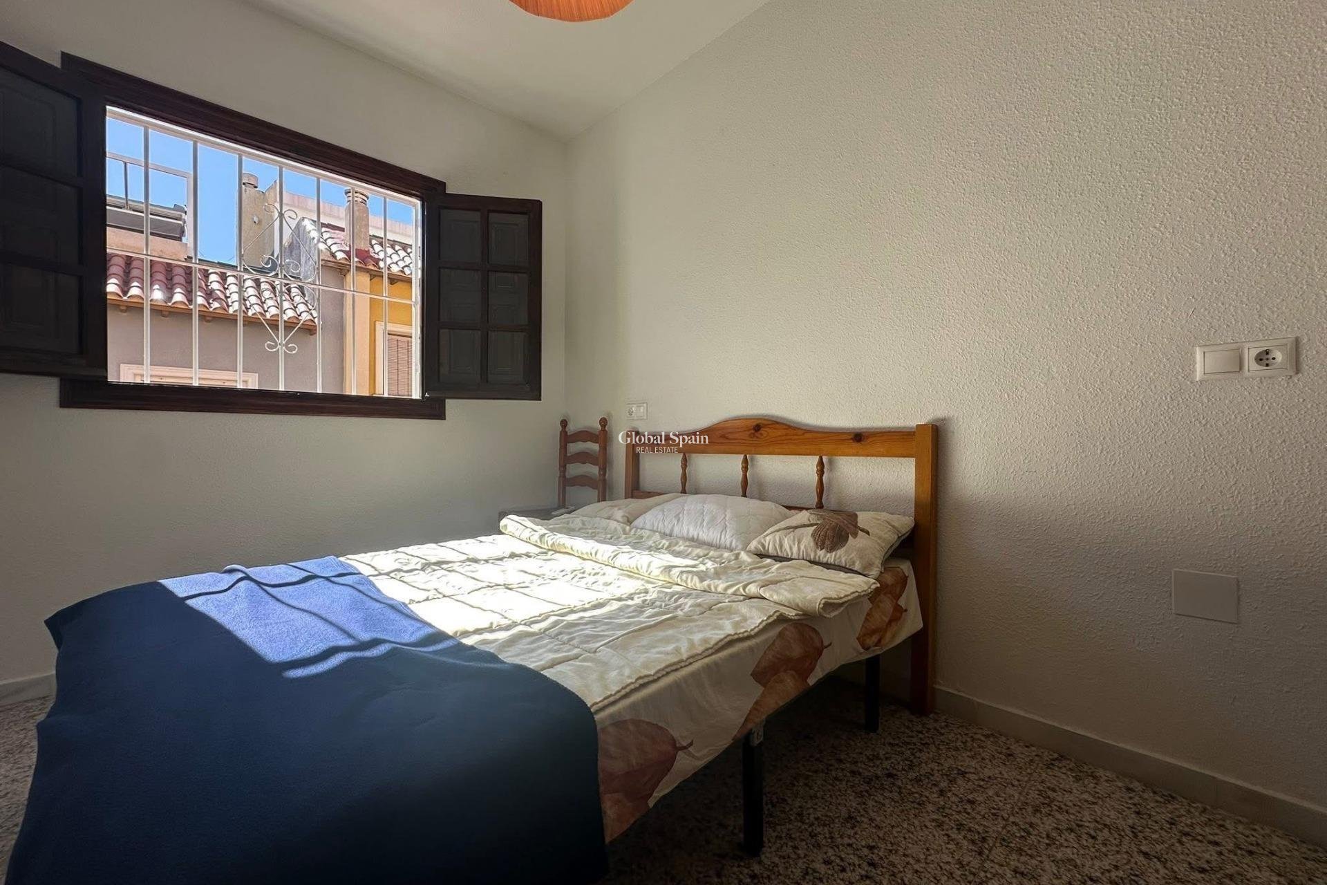 Wiederverkauf - HAUS -
TORREVIEJA - Cabo Cervera