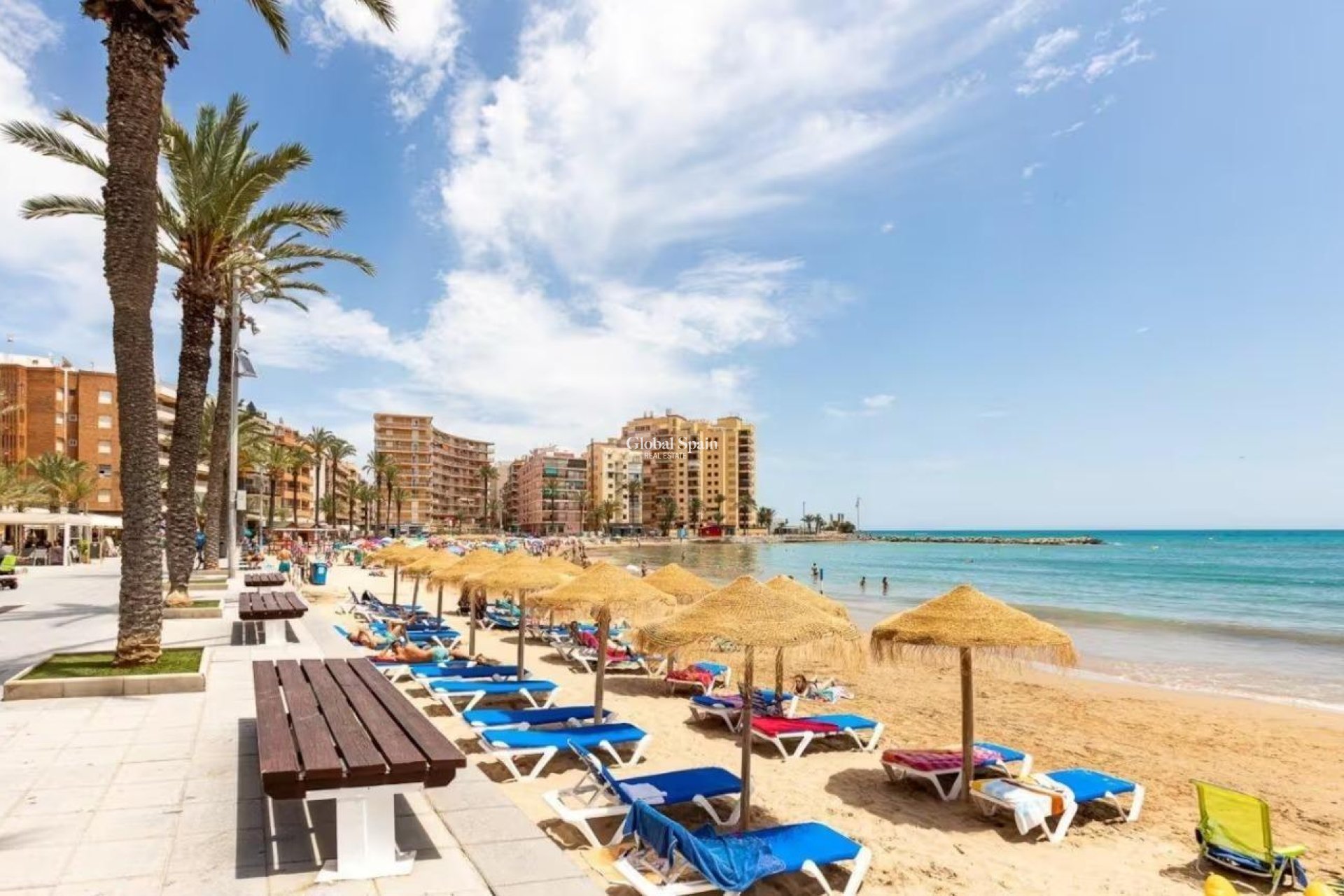 Wiederverkauf - HAUS -
TORREVIEJA - Cabo Cervera