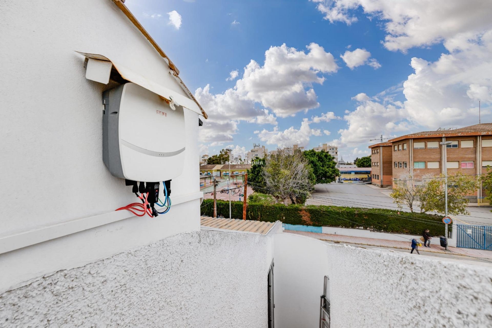 Wiederverkauf - HAUS -
TORREVIEJA - Calas blanca