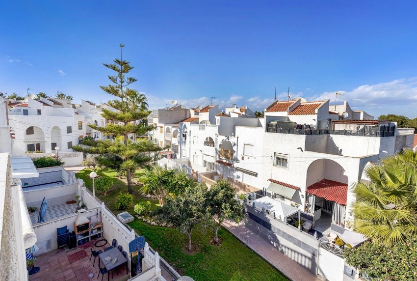 Wiederverkauf - HAUS -
TORREVIEJA - Calas blanca