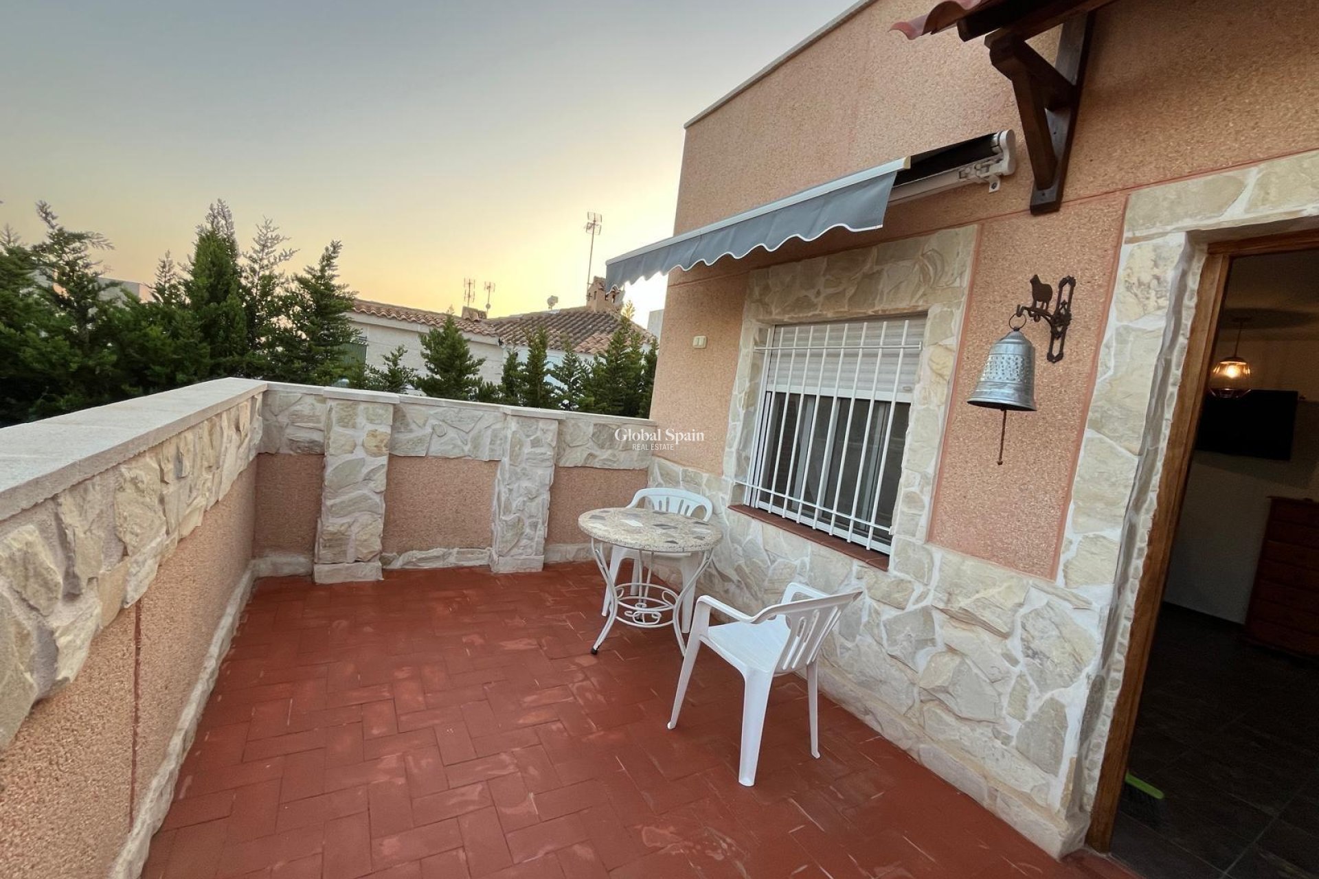 Wiederverkauf - HAUS -
TORREVIEJA - Carrefour