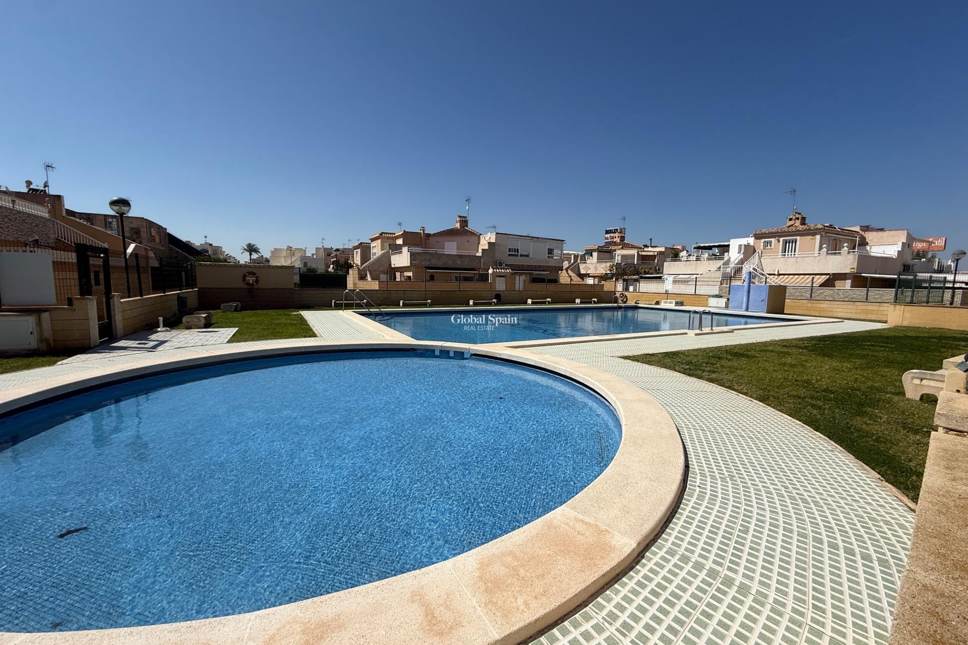 Wiederverkauf - HAUS -
TORREVIEJA - Carrefour