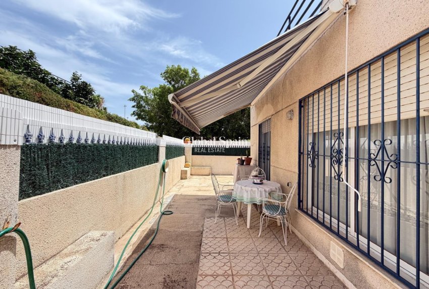 Wiederverkauf - HAUS -
TORREVIEJA - Carrefour