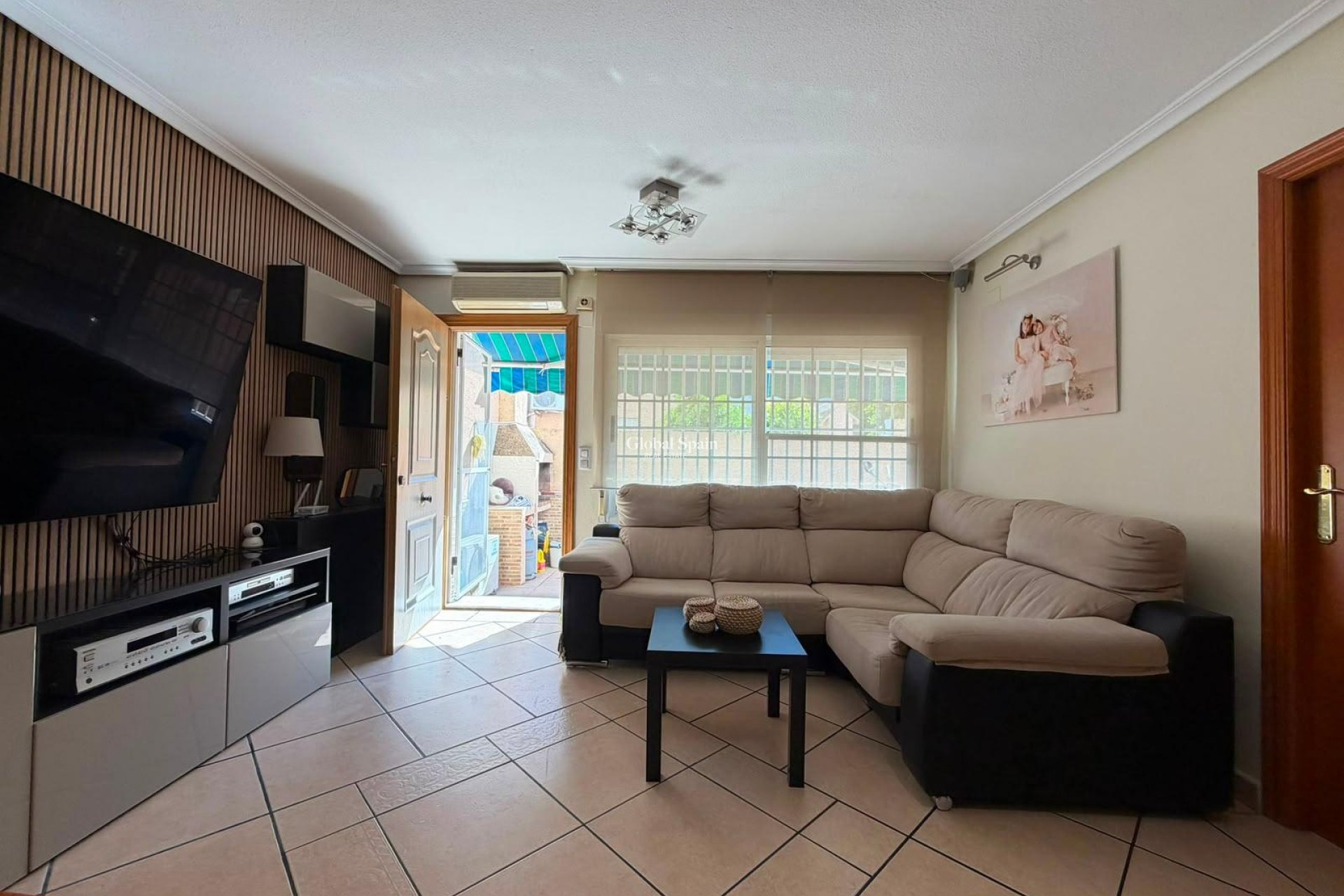Wiederverkauf - HAUS -
TORREVIEJA - Carrefour