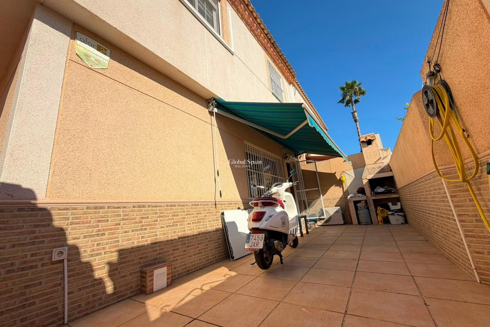 Wiederverkauf - HAUS -
TORREVIEJA - Carrefour