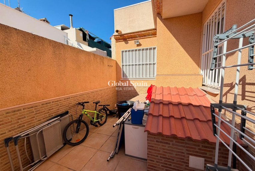Wiederverkauf - HAUS -
TORREVIEJA - Carrefour