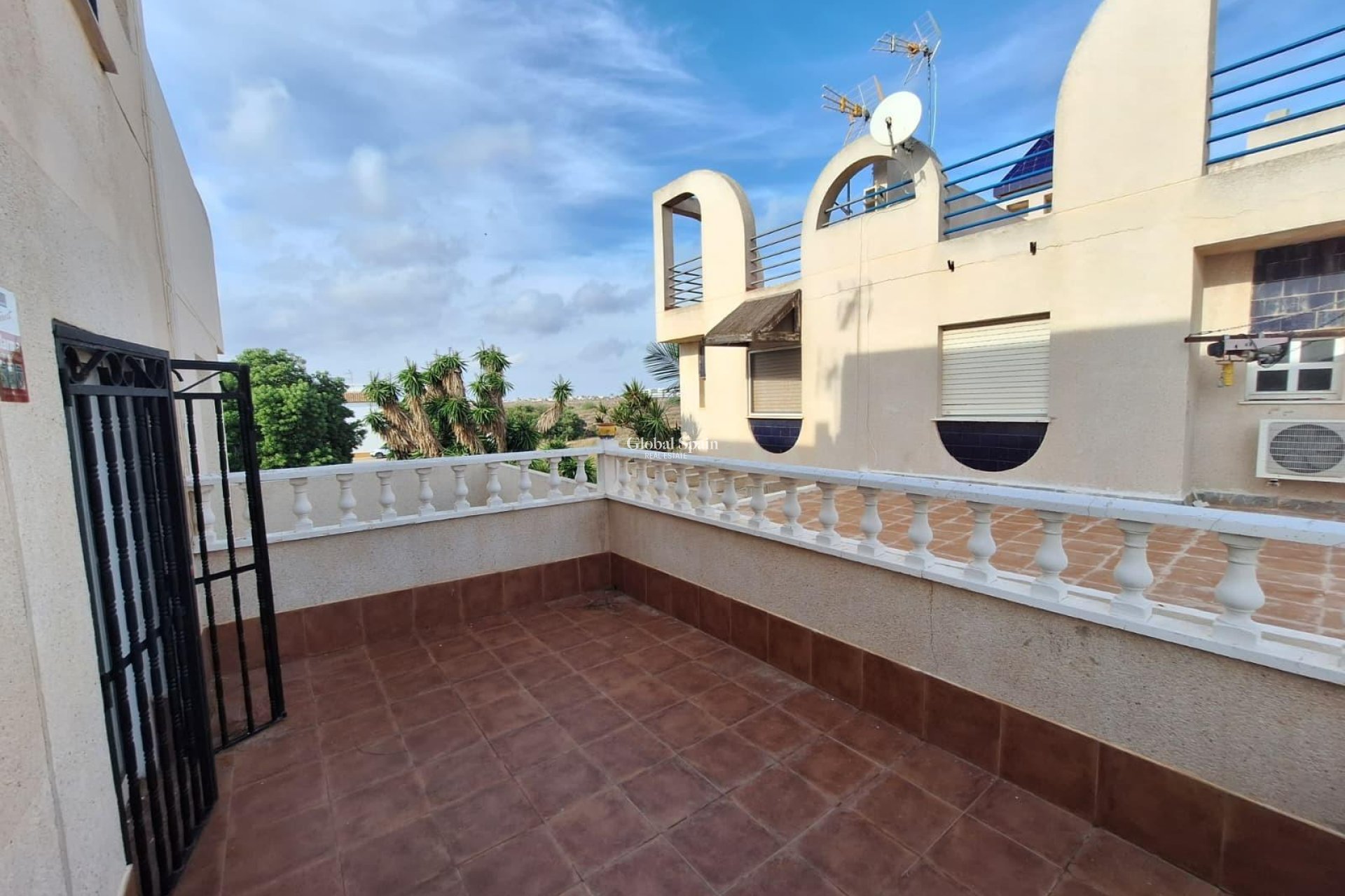 Wiederverkauf - HAUS -
TORREVIEJA - Carrefour