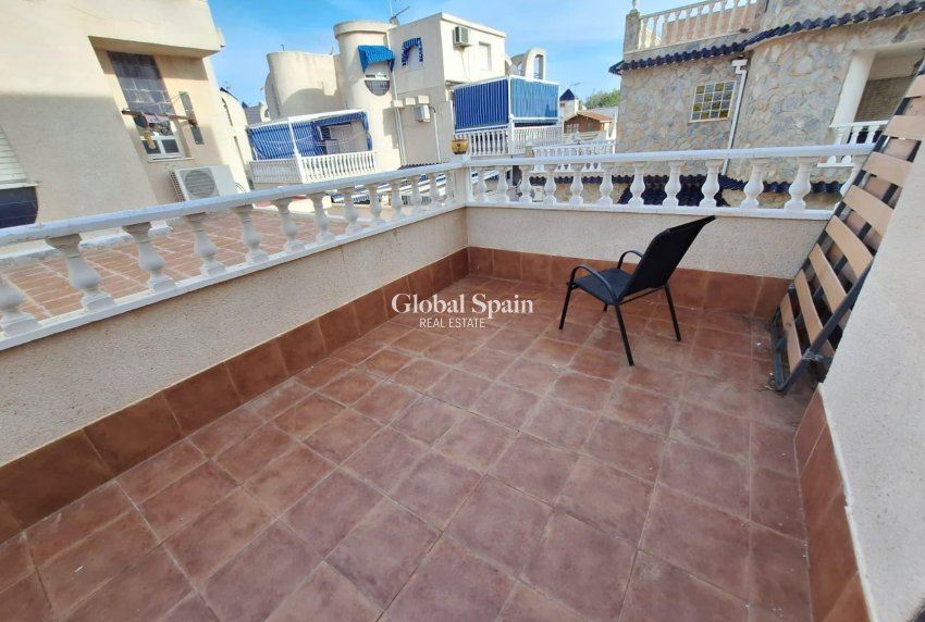 Wiederverkauf - HAUS -
TORREVIEJA - Carrefour