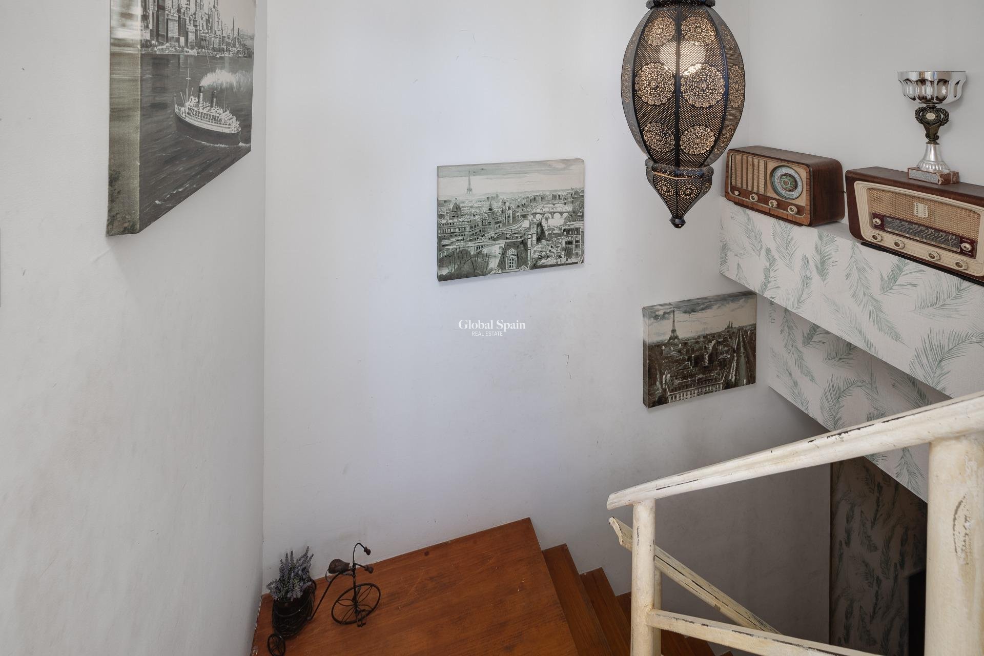 Wiederverkauf - HAUS -
TORREVIEJA - Center