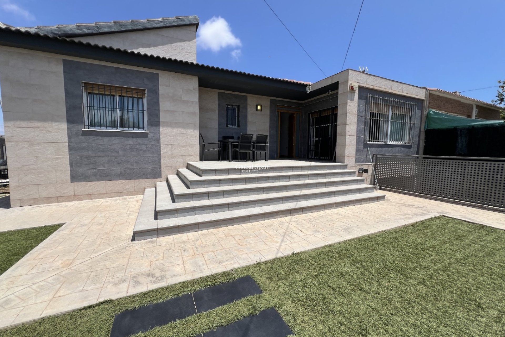 Wiederverkauf - HAUS -
TORREVIEJA - Costa Blanca Sur